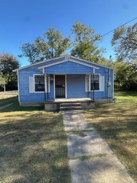 Dallas, TX 75215,2340 Macon Street