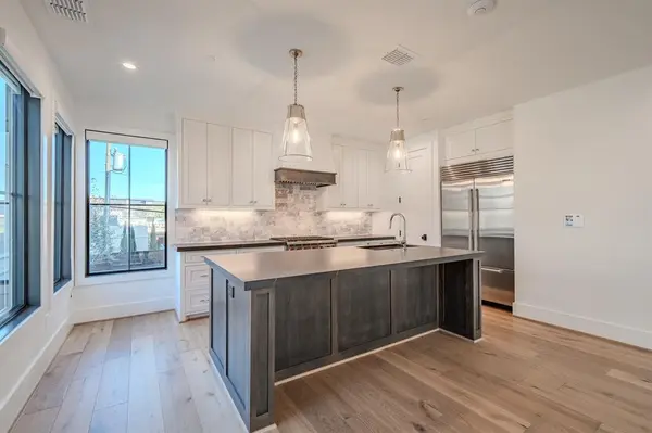 University Park, TX 75205,4112 Druid Lane #4