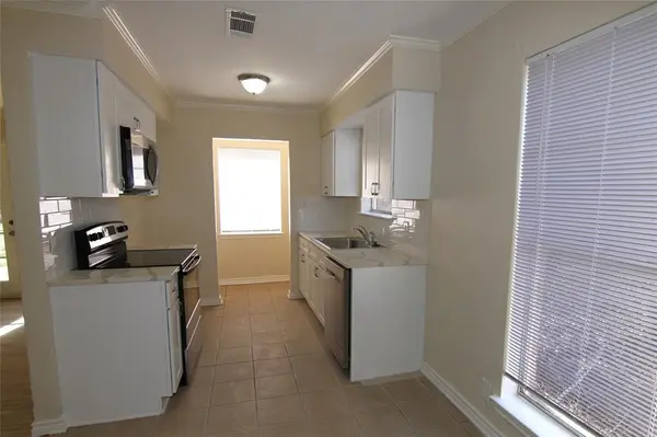 Dallas, TX 75227,9830 BLUFFCREEK Drive