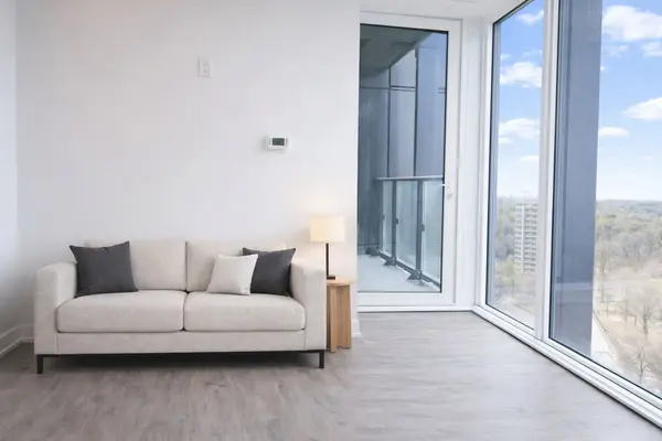 Toronto C13, ON M3C 0S4,1 Quarrington LN #1518