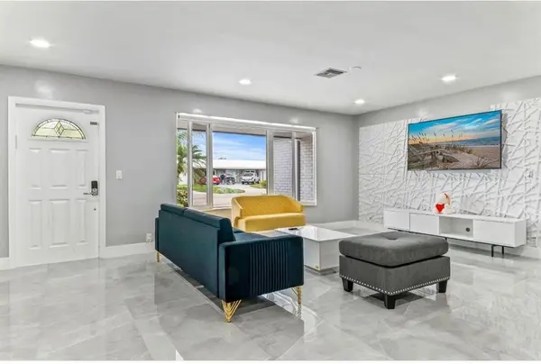 Hollywood, FL 33021,4811 Hayes St