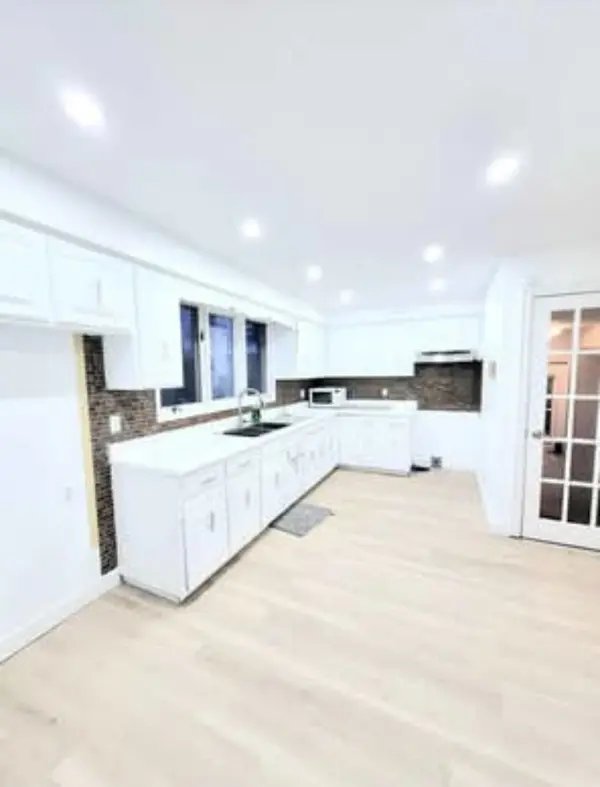 Niagara Falls, ON L2H 1K4,4699 Montrose RD