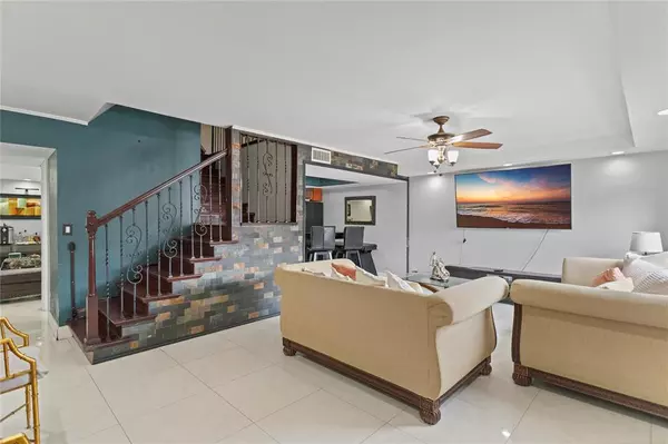 Davie, FL 33324,12 Cortez Way #3-45