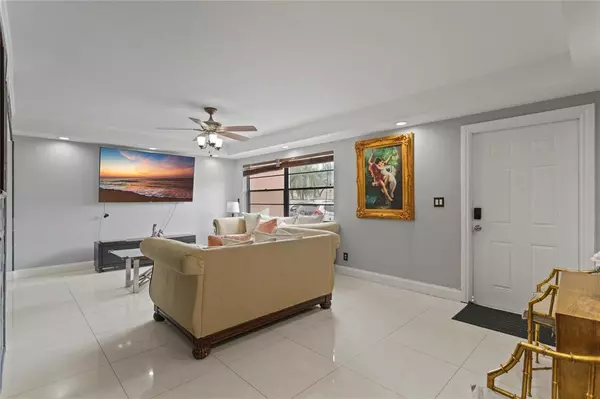 Davie, FL 33324,12 Cortez Way #3-45