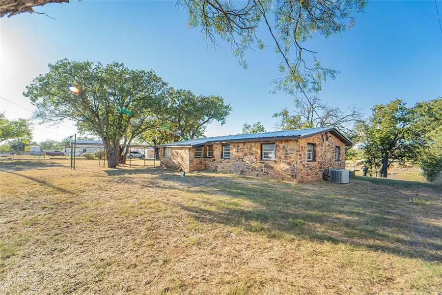 6652 County Road 304, Breckenridge, TX 76424