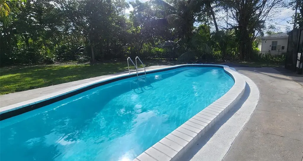 Miami, FL 33161,14715 N Spur Dr