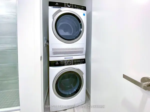 55 Cooper ST #Ph109, Toronto C08, ON M5E 0G1