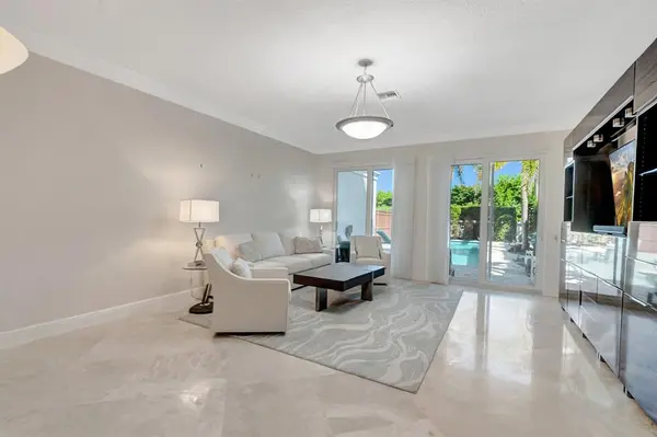 Pompano Beach, FL 33062,1770 Bay Dr #1770