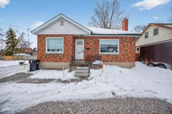 Barrie, ON L4M 3C8,68 Drury LN