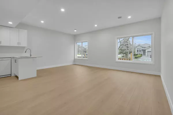 London East, ON N5V 0C9,143 Marconi CT