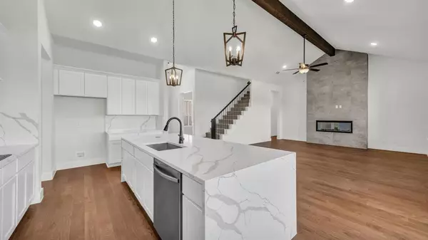 Weatherford, TX 76088,1045 Woodland Road