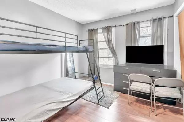 Newark City, NJ 07104,121 Highland Ave