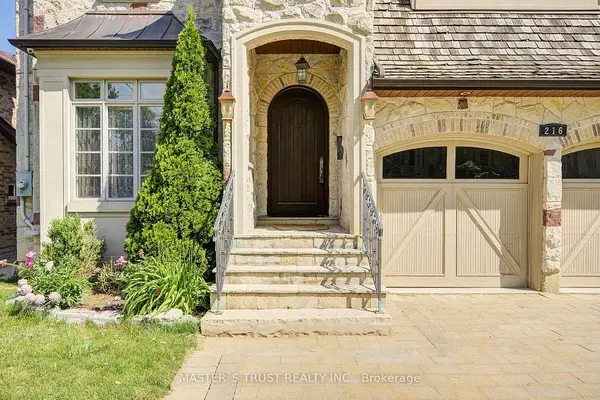 Toronto C14, ON M2N 3Y8,216 Parkview AVE