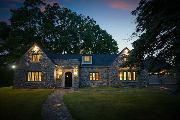 Oshawa, ON L1G 4H2,690 Bessborough DR