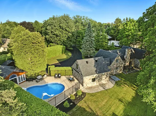 Oshawa, ON L1G 4H2,690 Bessborough DR