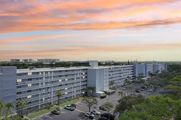 Boca Raton, FL 33487,5700 NW 2nd Ave #704