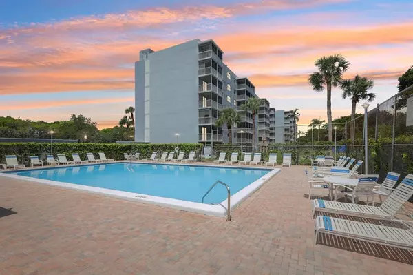 Boca Raton, FL 33487,5700 NW 2nd Ave #704