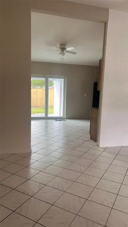 Pembroke Pines, FL 33023,6540 SW 4th St