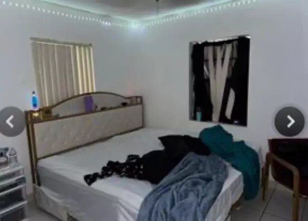 Hollywood, FL 33021,5635 Grant St