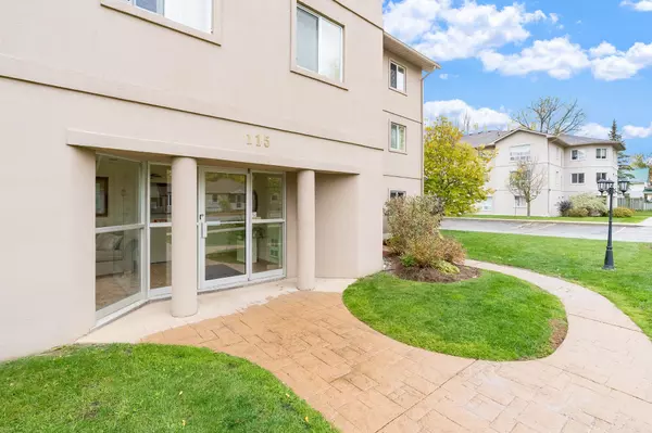 Orillia, ON L3V 1J7,115 Bond ST #101