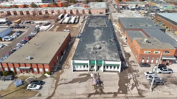 Mississauga, ON L4W 1R2,1220 Matheson BLVD E