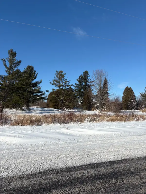 South Stormont, ON K0C 1R0,15557 Dixon RD