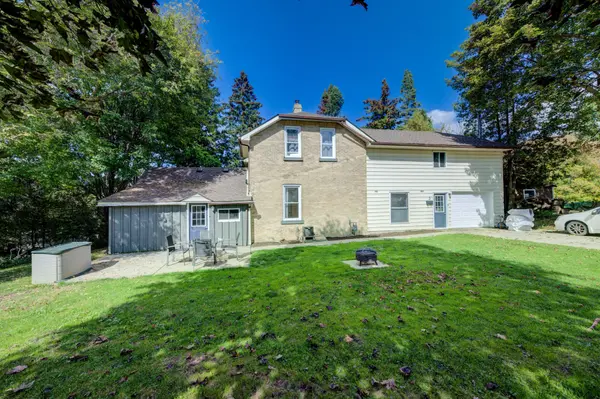 3 Page ST, Wellington North, ON N0G 2L3