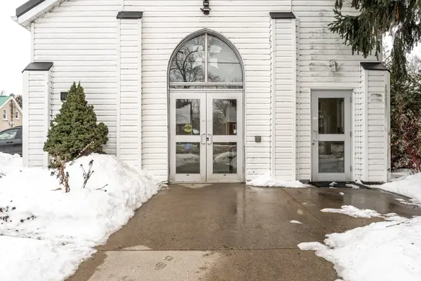 Stratford, ON N5A 2A2,133 Home ST