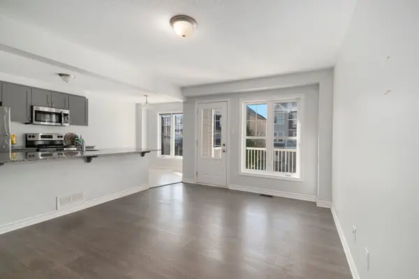 Orleans - Cumberland And Area, ON K4A 1C7,106 Helenium LN