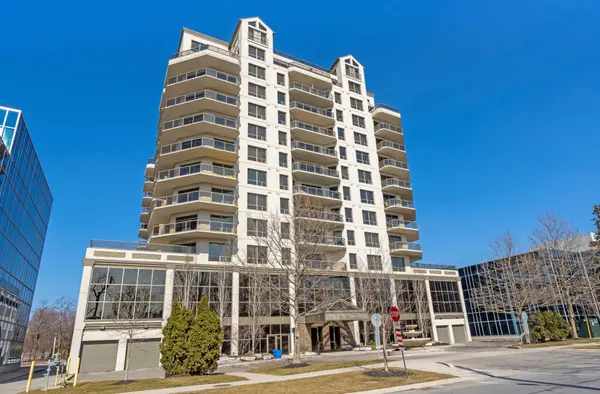 London East, ON N6A 6K3,250 Pall Mall ST #1202