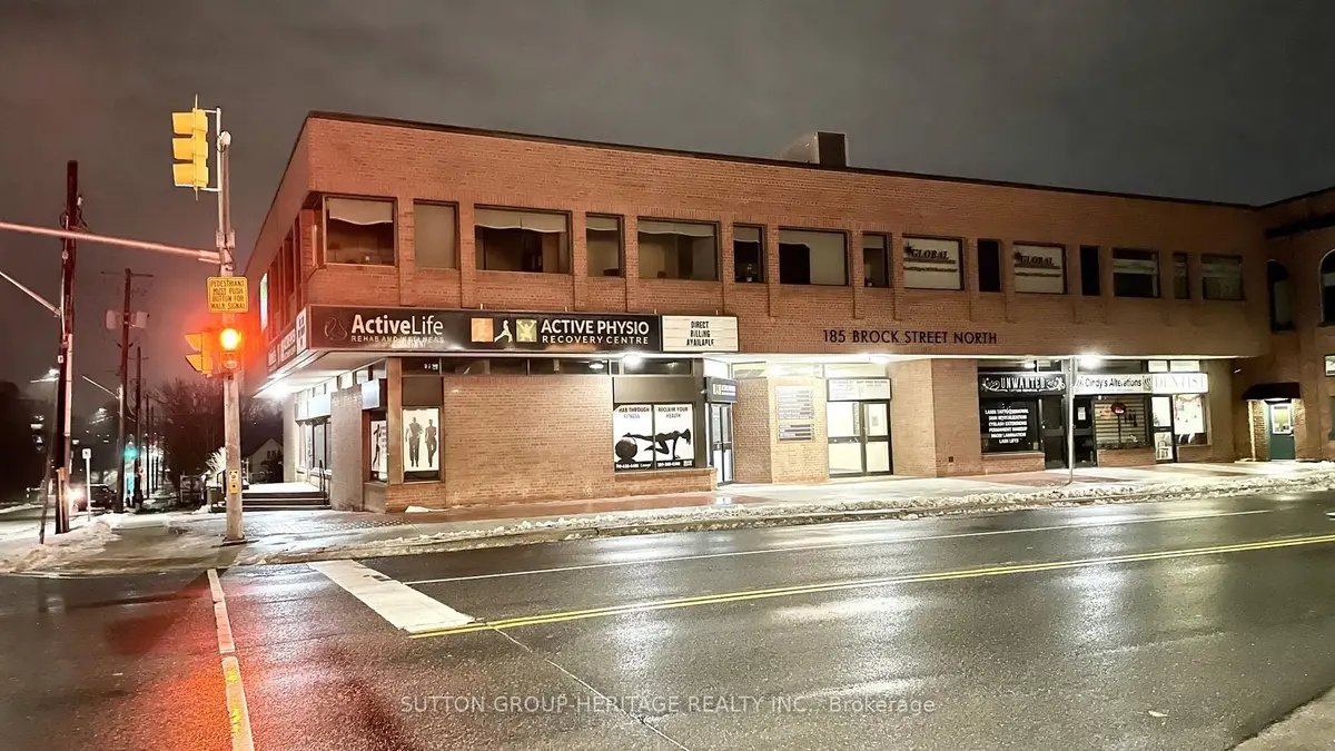 Whitby, ON L1N 4H3,185 Brock ST N #202