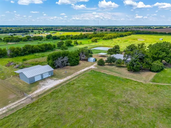 Grandview, TX 76050,8309 CR 106