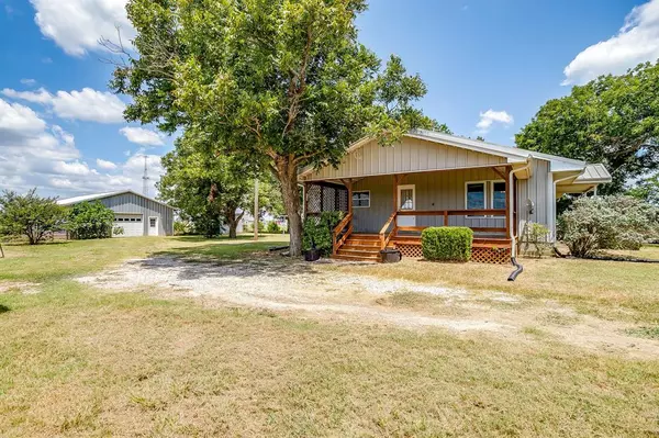 Grandview, TX 76050,8309 CR 106