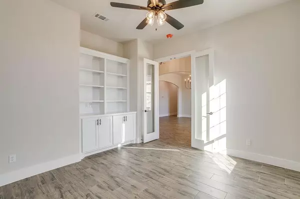 Springtown, TX 76082,9025 Valley Oak Court