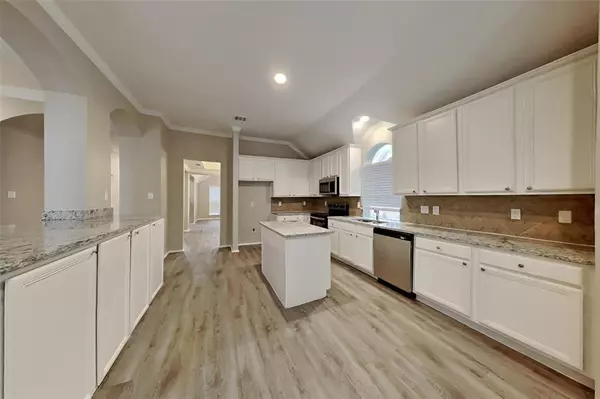 Arlington, TX 76002,8206 Shoshoni Drive