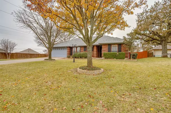 Joshua, TX 76058,908 Country Club Drive