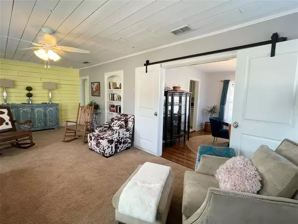 Graham, TX 76450,1208 Carolina Street