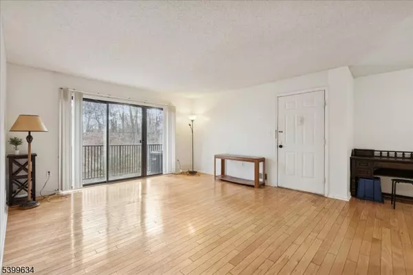 Piscataway Twp., NJ 08854,255 Hampshire Ct