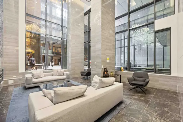 Toronto C01, ON M5V 0N4,115 Blue Jays WAY #4212