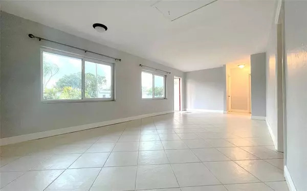 Hollywood, FL 33023,6214 Flagler St