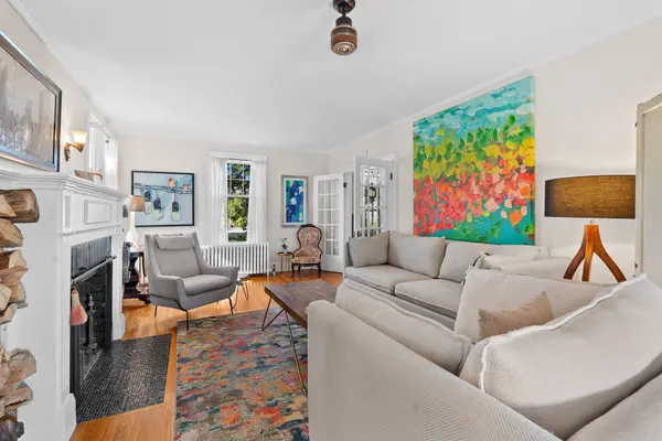 Greater Napanee, ON K7R 2C1,442 DUNDAS ST W