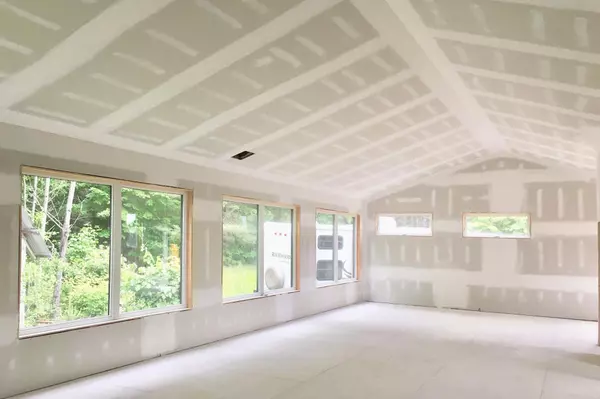 Muskoka Lakes, ON P0B 1L0,2180-2186 Highway 141 N/A