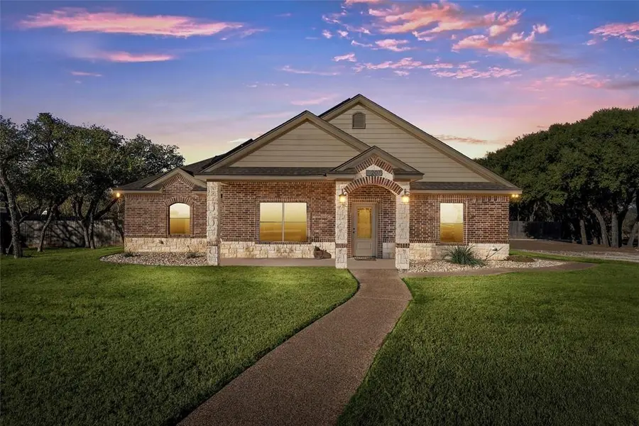 207 Cresthill Circle, Valley Mills, TX 76689