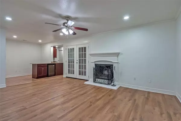 Dallas, TX 75206,5130 Amesbury Drive #203