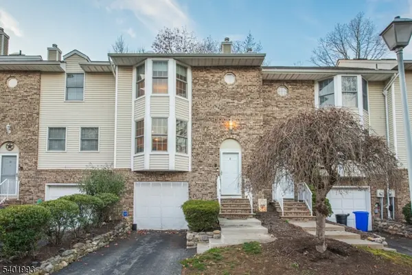 8 Brookstone Cir, Parsippany-troy Hills Twp., NJ 07950