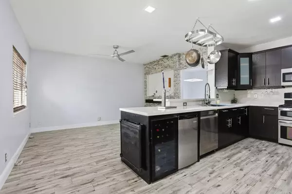 Fort Lauderdale, FL 33321,6001 Plum Isle Way #443-7