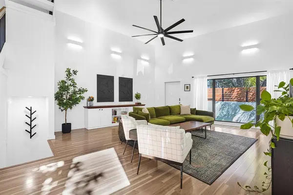 Oakland Park, FL 33334,3000 NE 8th Ter #B-5