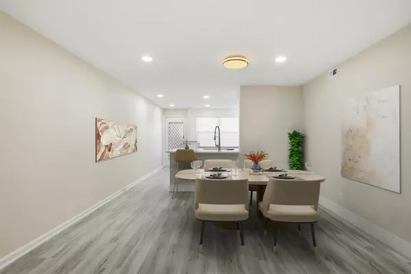 Coconut Creek, FL 33066,2901 Victoria Cir #B-2