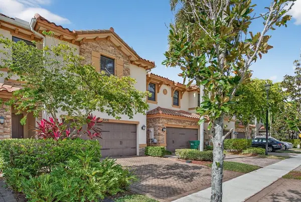 Parkland, FL 33076,8435 Blue Cove Way