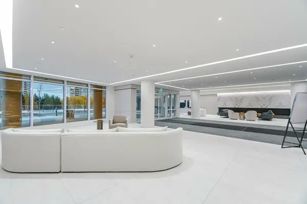 50 Upper MAll WAY #B-226, Vaughan, ON L4J 0L8